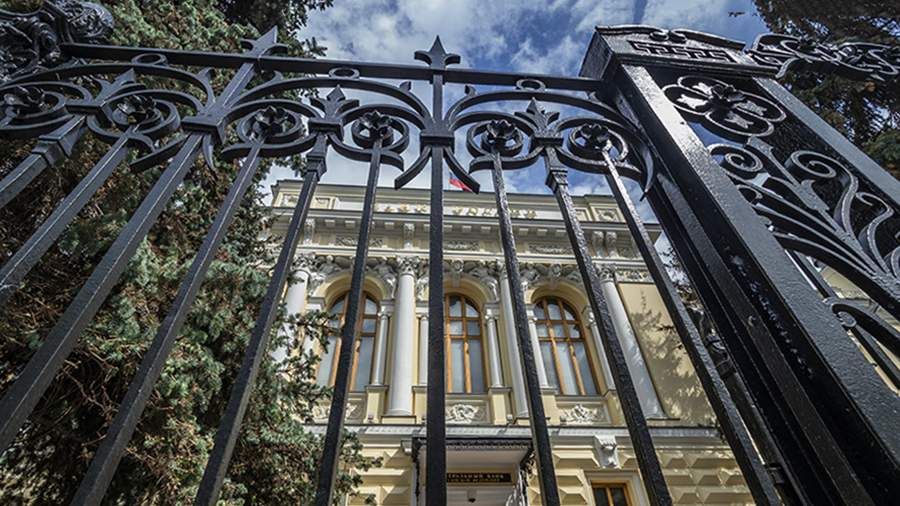 Наша оценка возможного отзыва лицензий у 30 банков из-за онлайн-казино